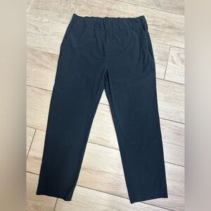 Vuori Men's Black Joggers